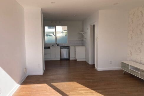 196086676__1775710983-90838-Living-Kitchen