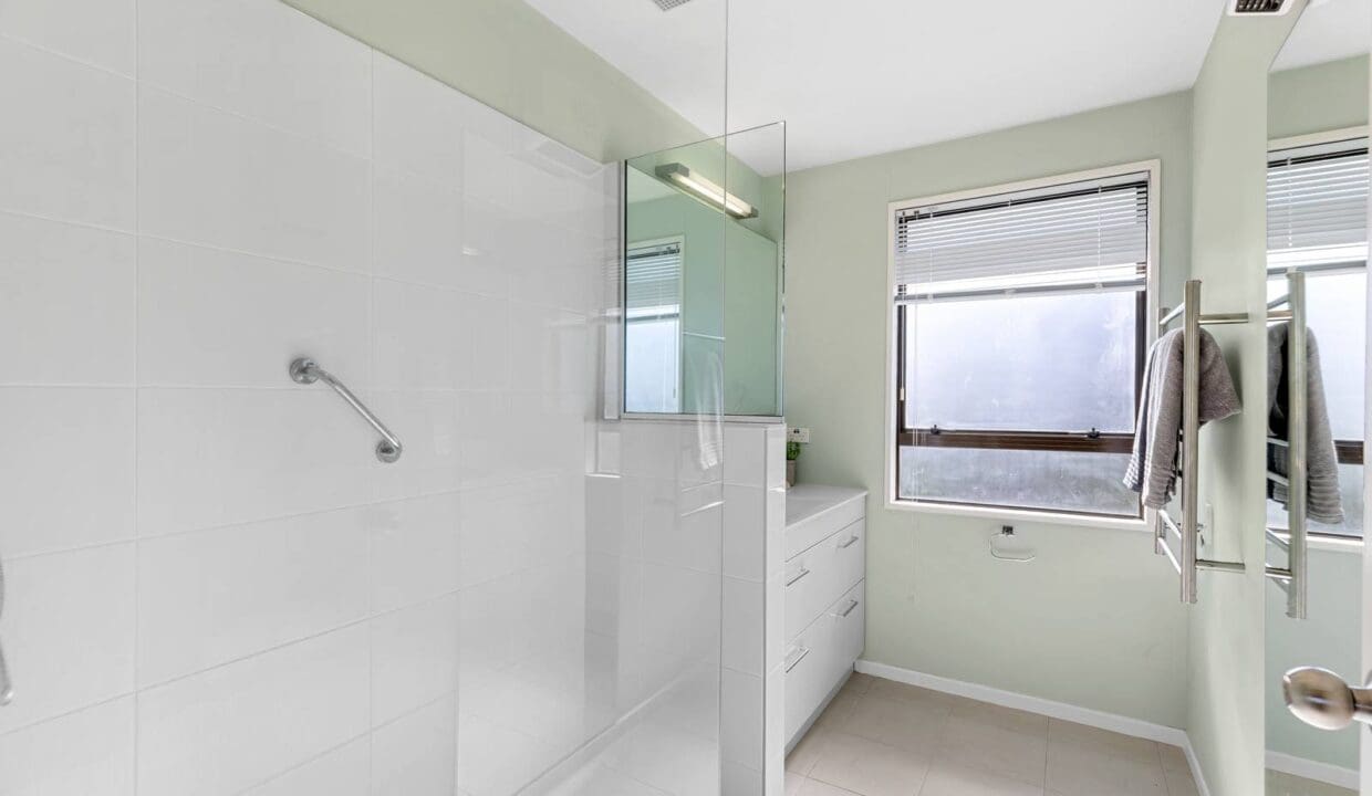 199010044__1777505578-36807-8AFreyberg4