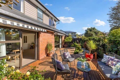 199010182__1777505609-36875-8AFreyberg19