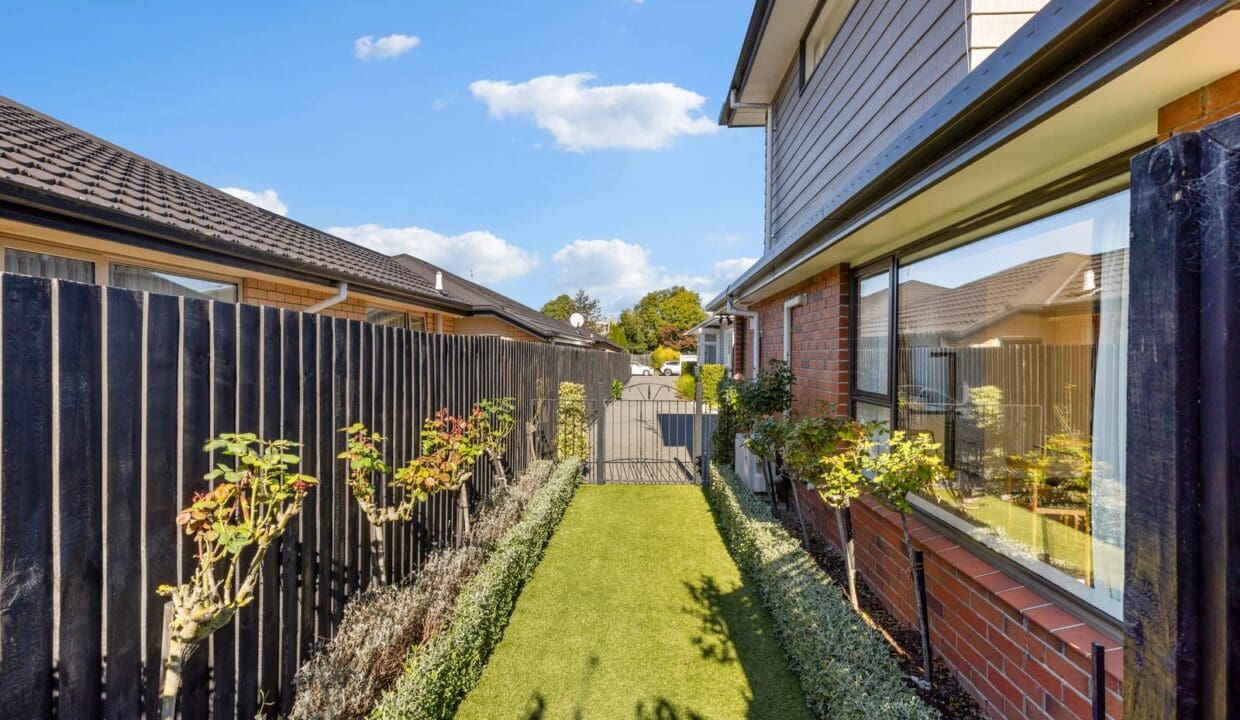 199010189__1777505612-37252-8AFreyberg20