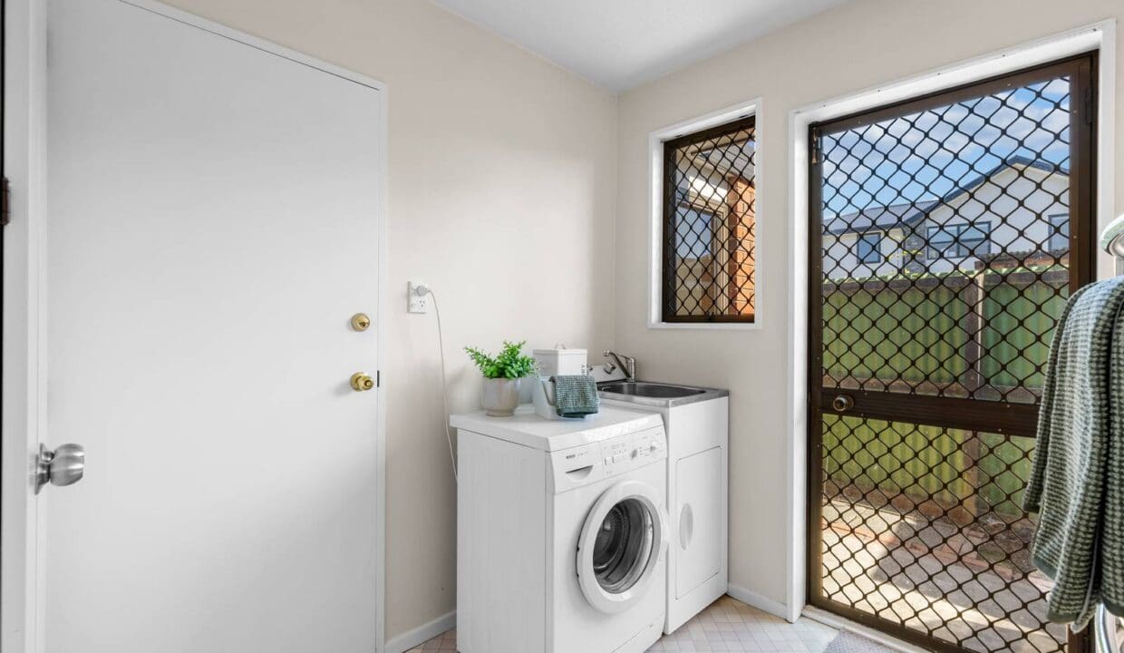 199010205__1777505618-36911-8AFreyberg23