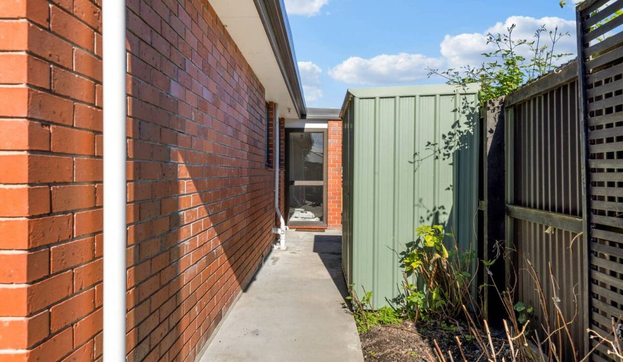 199010210__1777505620-25102-8AFreyberg24