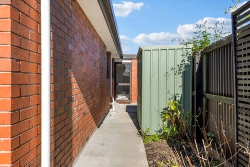 199010210__1777505620-25102-8AFreyberg24