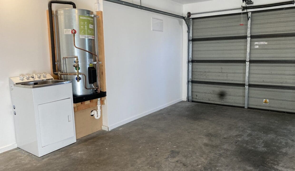 RBPR001929-RBPI011181